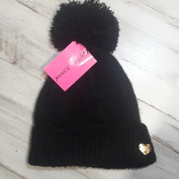 betsey johnson beanie